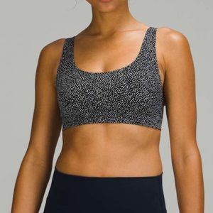 Lululemon In Alignment Straight Strap Bra 38D